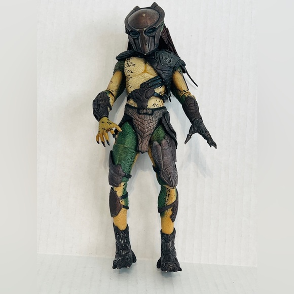 Neca Predator Falconer Action Figure - Picture 1 of 10
